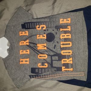 Babies shorts and shirt set.